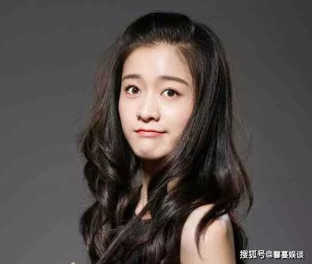 娱乐圈张姓女明星_张子枫张雪迎张佳宁张嘉倪_张姓女星排名