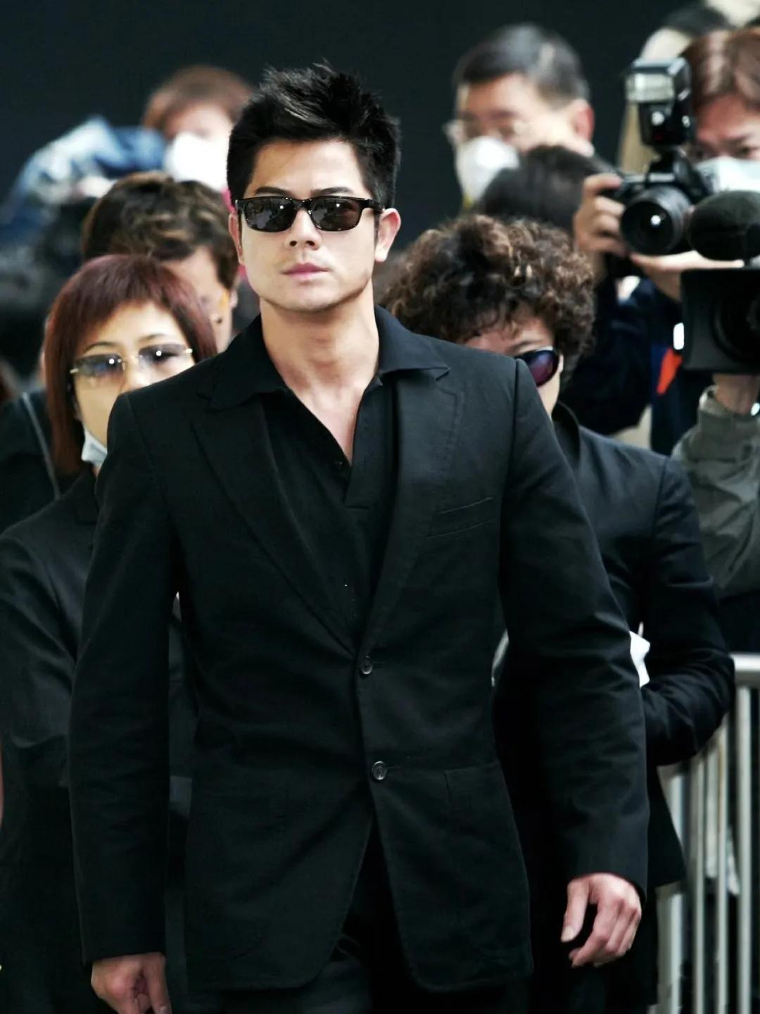 张国荣逝世20周年_张国荣娱乐圈好友_香港娱乐圈黑张国荣