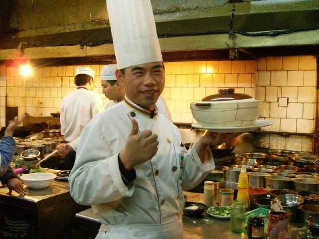 大学食堂黑暗料理_沈阳大学黑暗料理小吃_网红食堂黑暗料理是什么,