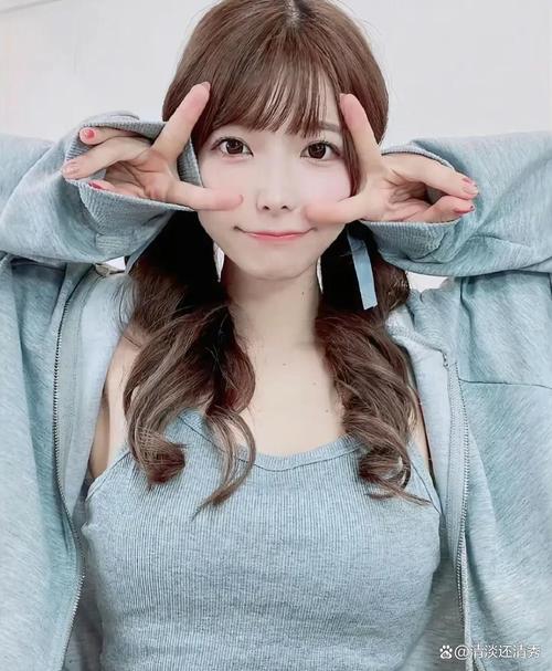 上原亚衣手机在线观看 如今变身制片人投资赚40亿